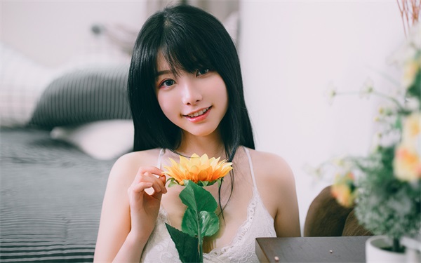 成人用品飞机杯和名器的区别是什么？成人用品跨境电商厂家为你解答