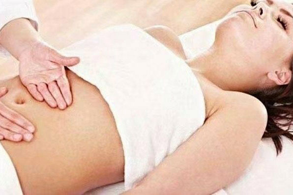 排恶露子宫按摩