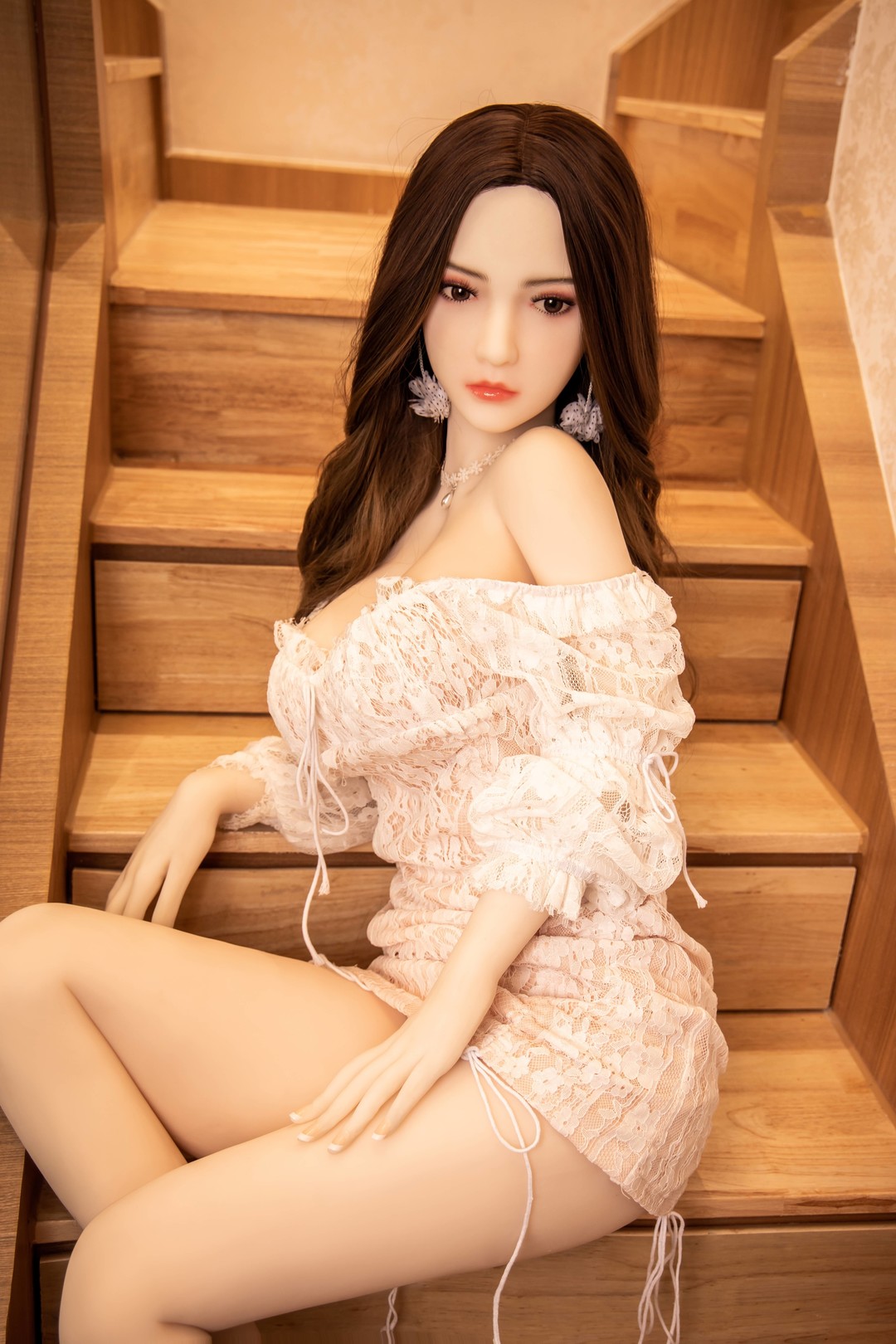 共享硅胶娃娃，正在偷偷营业